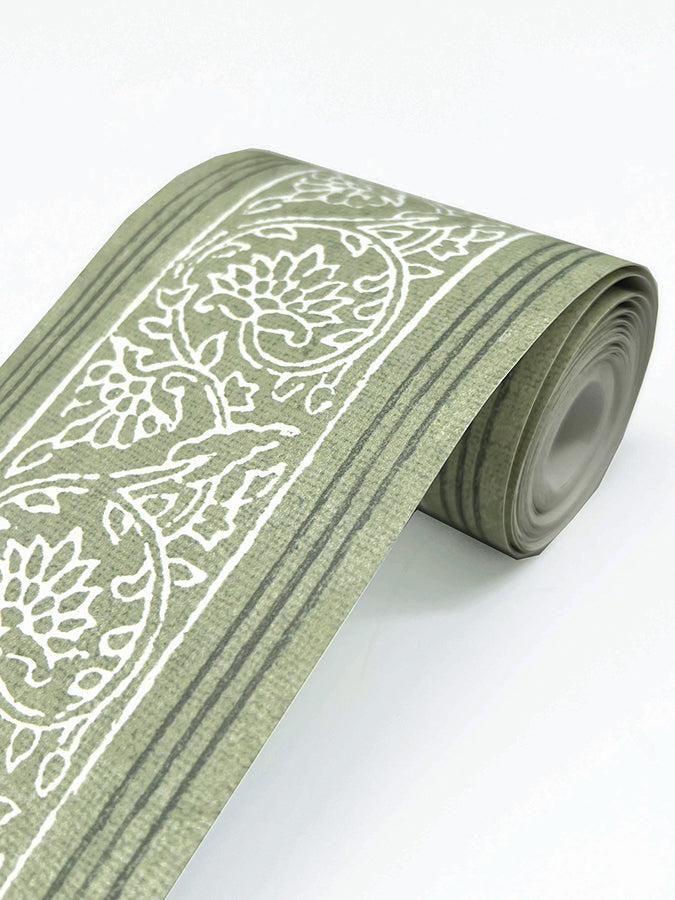 carved-floral-green-trim-wall-border-york-wallcoverings-4148-14501