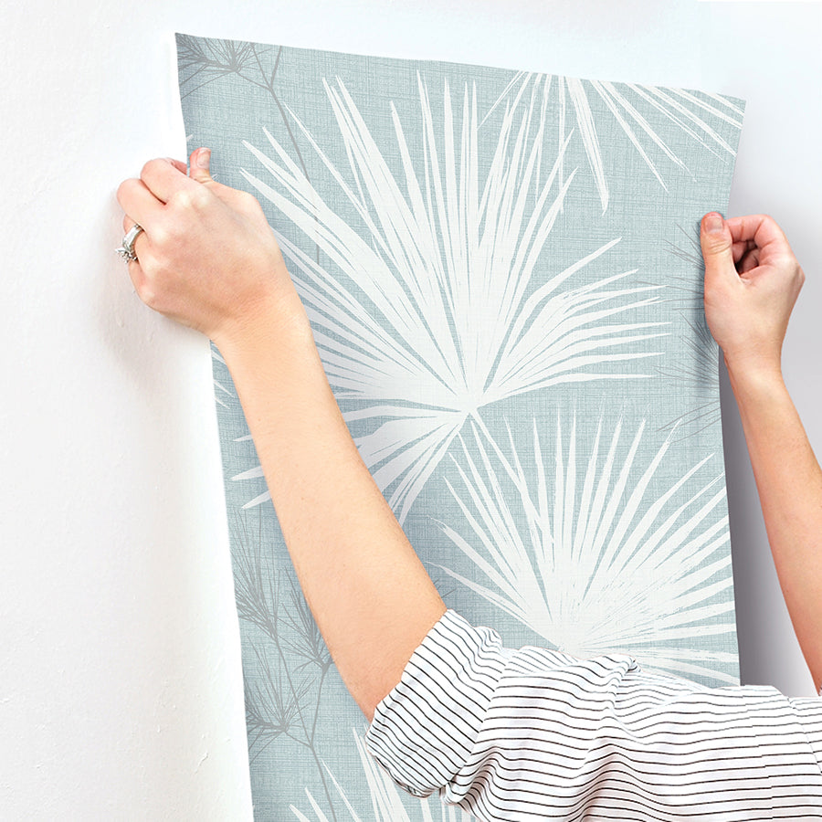 hatteras-sky-blue-palms-wallpaper-york-wallcoverings-4172-27491