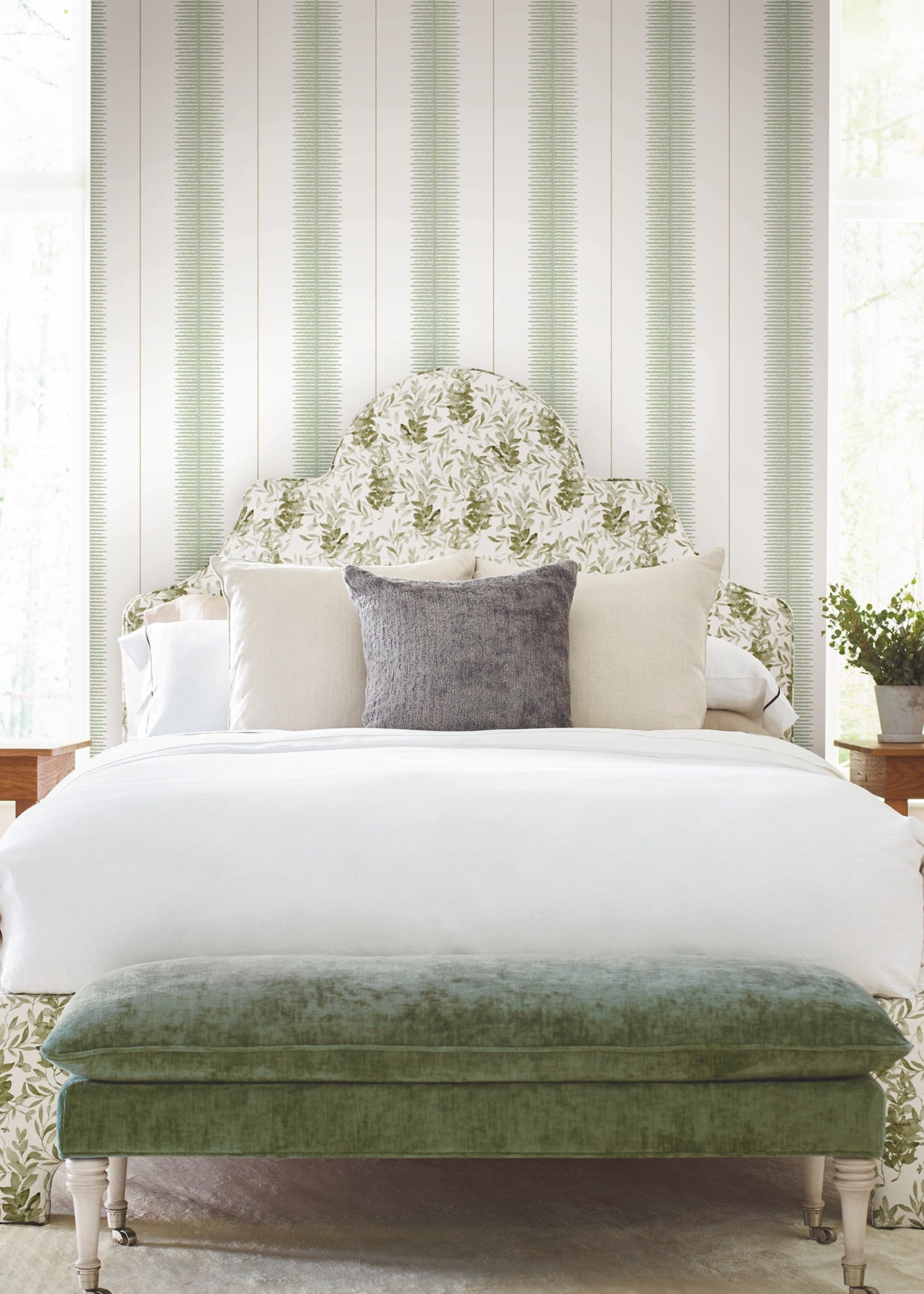 tandem-stripe-wallpaper-green-york-wallcoverings-mx9614