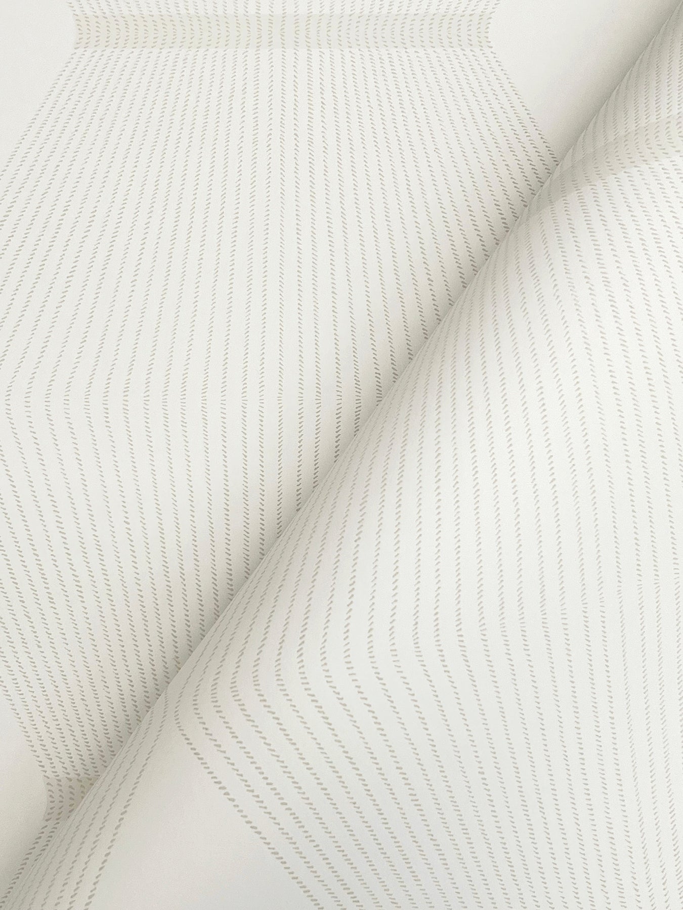 diamond-legacy-wallpaper-white-york-wallcoverings-mx9634