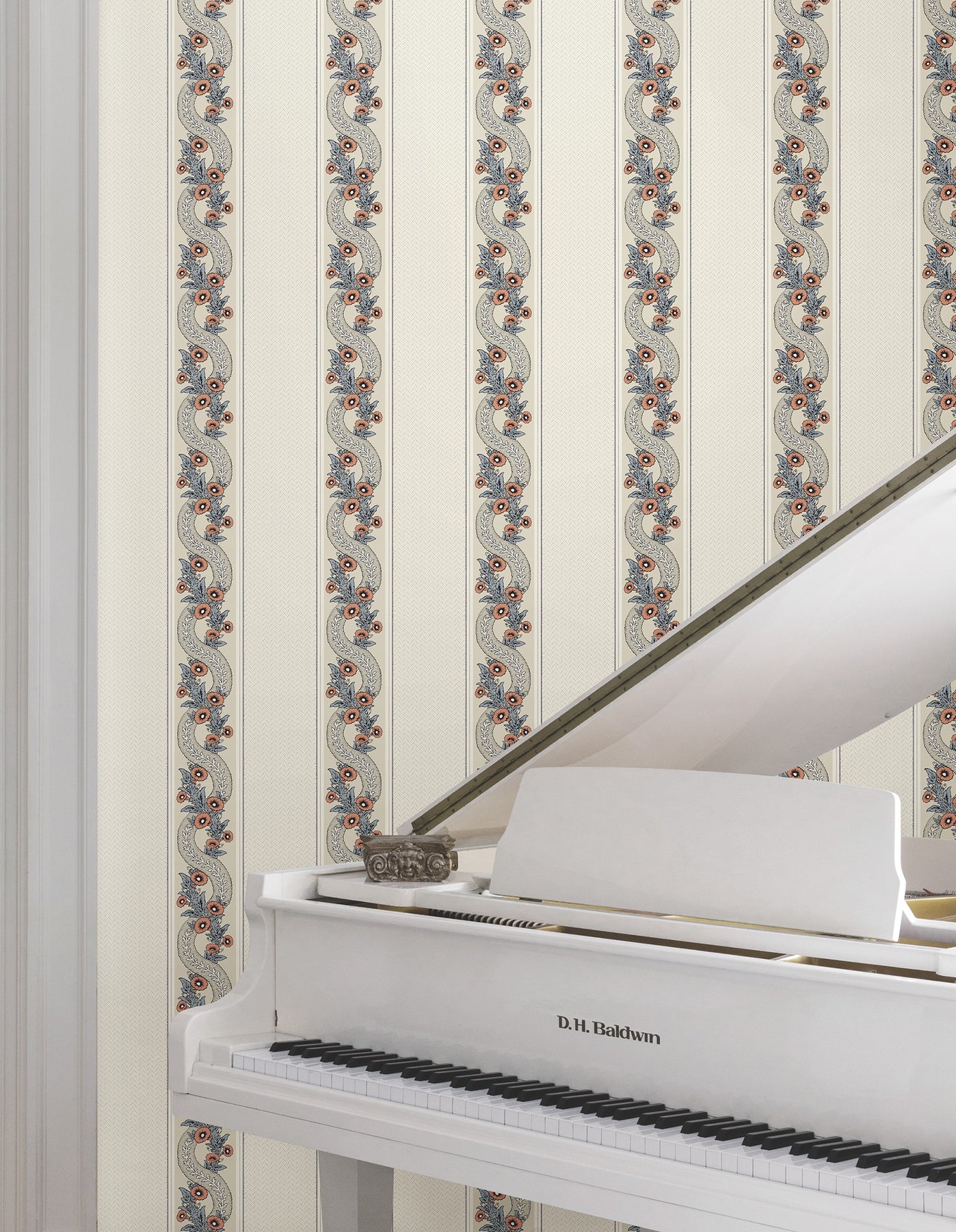 abbeys-garland-wallpaper-coral-york-wallcoverings-mx9696