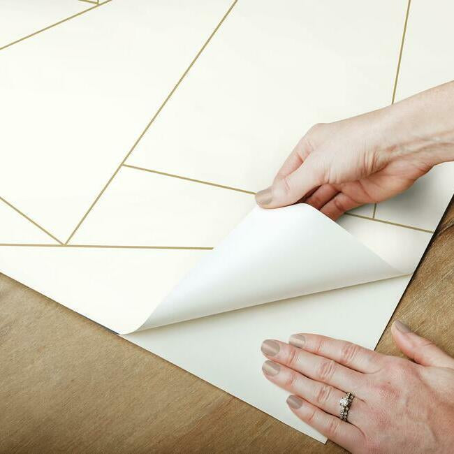 fractured-prism-premium-peel-stick-wallpaper-gold-york-wallcoverings-psw1064rl