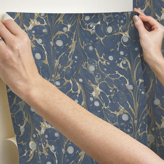 marbled-endpaper-premium-peel-stick-wallpaper-navy-york-wallcoverings-psw1114rl