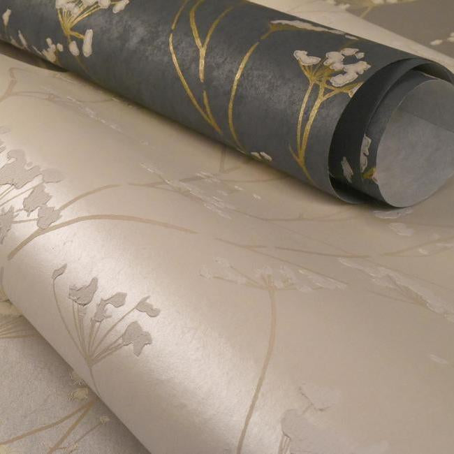 enchanted-wallpaper-cream-pearl-york-wallcoverings-dn3708