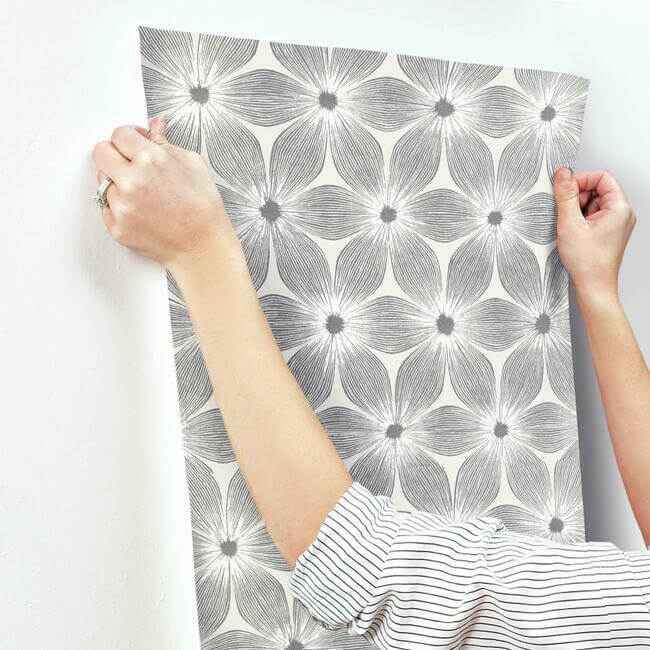 Everlasting White & Silver Wallpaper - York Wallcoverings - CI2302 - York Wallcoverings Wallpaper