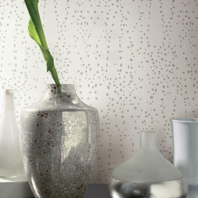 star-struck-wallpaper-blonde-warm-metal-york-wallcoverings-ci2356