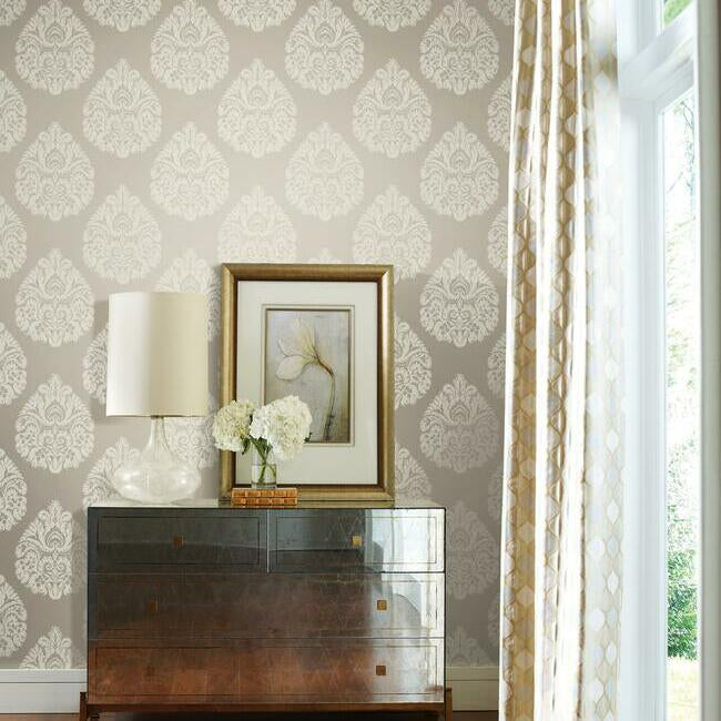 teardrop-damask-wallpaper-glint-york-wallcoverings-kt2142