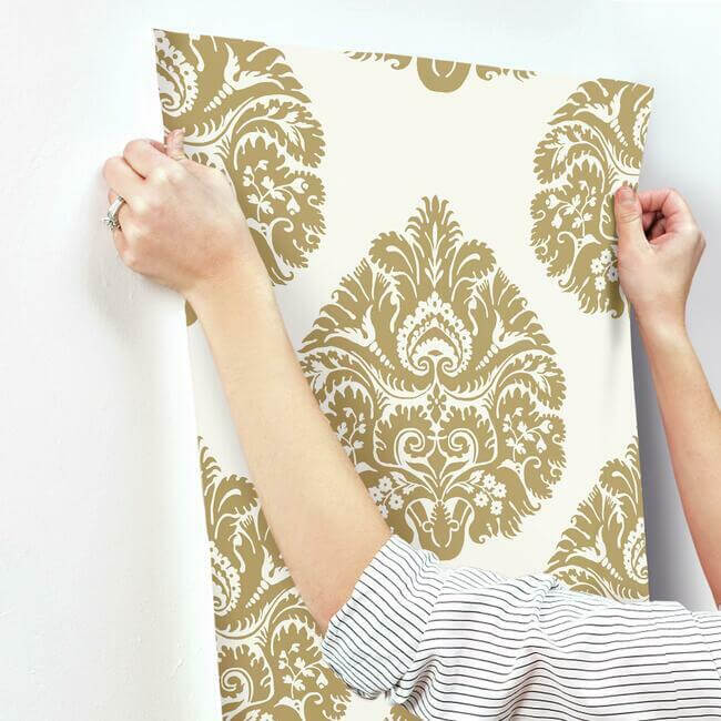 teardrop-damask-gold-wallpaper-york-wallcoverings-kt2141 - York Wallcoverings Wallpaper