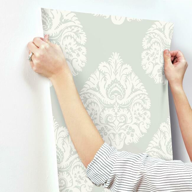 teardrop-damask-wallpaper-light-grey-york-wallcoverings-kt2145
