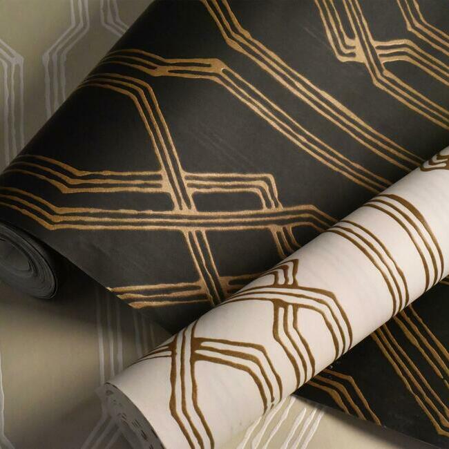 oriental-lattice-wallpaper-black-gold-york-wallcoverings-af6562