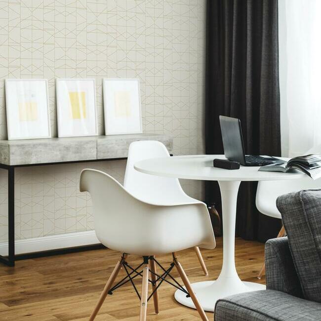 modern-perspective-wallpaper-gold-cream-york-wallcoverings-gm7543