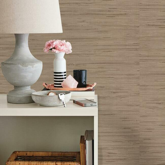 lustrous-grasscloth-wallpaper-straw-york-wallcoverings-rn1062lw