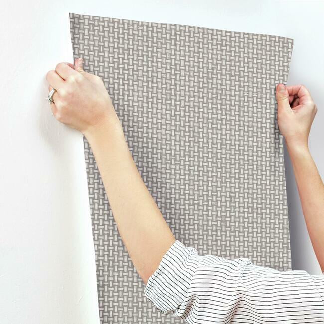 cottage-basket-wallpaper-grey-york-wallcoverings-tl1905