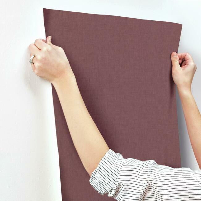 gesso-weave-wallpaper-wine-york-wallcoverings-5955