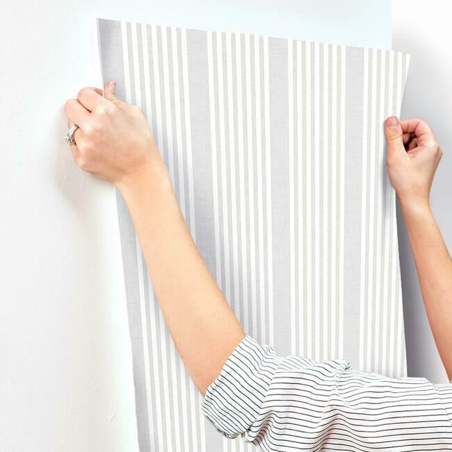 french-linen-stripe-wallpaper-arctic-grey-york-wallcoverings-sr1582