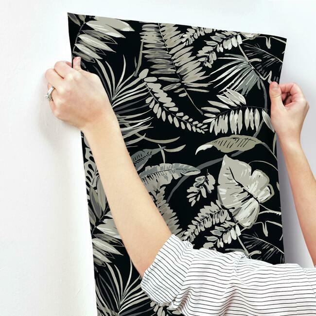 tropical-toss-wallpaper-black-york-wallcoverings-tc2625