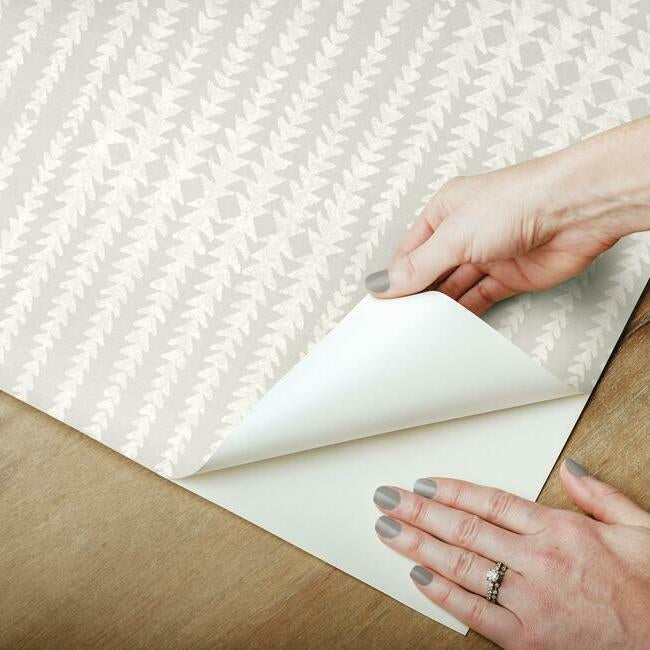 vantage-point-premium-peel-stick-wallpaper-soft-grey-york-wallcoverings-psw1014rl