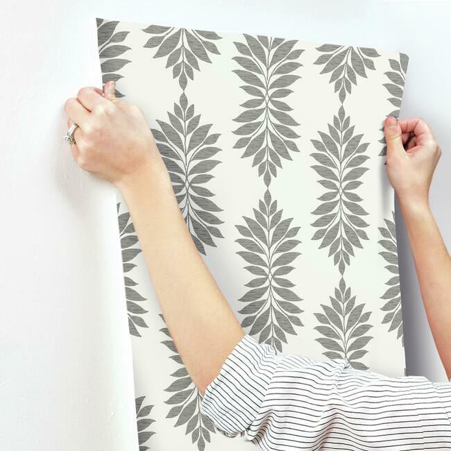 broadsands-botanica-grey-off-white-wallpaper-york-wallcoverings-cv4427 - York Wallcoverings Wallpaper