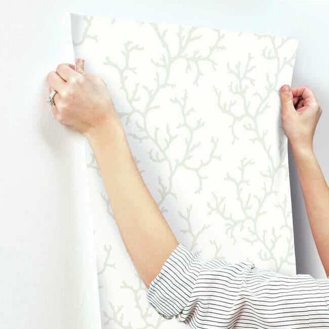 coral-island-wallpaper-white-york-wallcoverings-cv4431