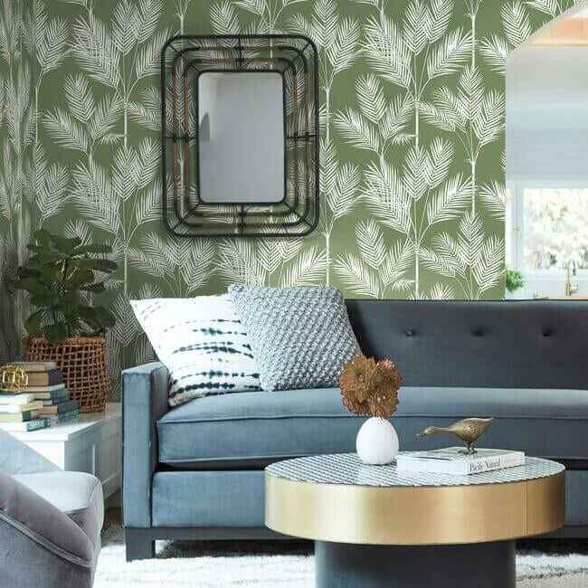 King Palm Silhouette Green Wallpaper - York Wallcoverings - CV4411