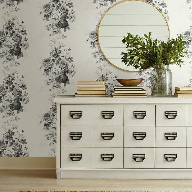 tea-rose-premium-peel-stick-wallpaper-black-white-on-white-york-wallcoverings-psw1157rl