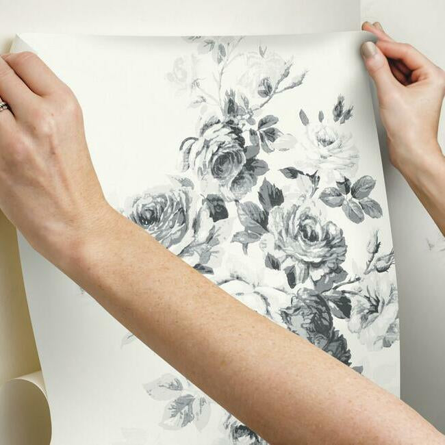 tea-rose-premium-peel-stick-wallpaper-black-white-on-white-york-wallcoverings-psw1157rl