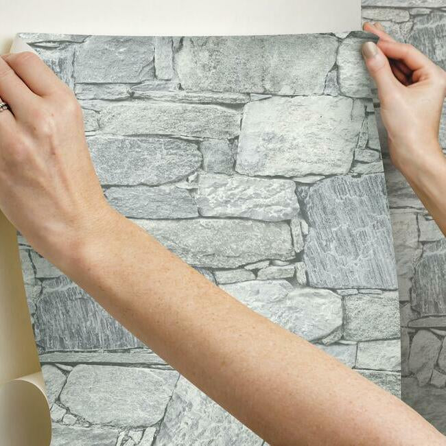 chateau-stone-premium-peel-stick-wallpaper-smoke-york-wallcoverings-psw1308rl