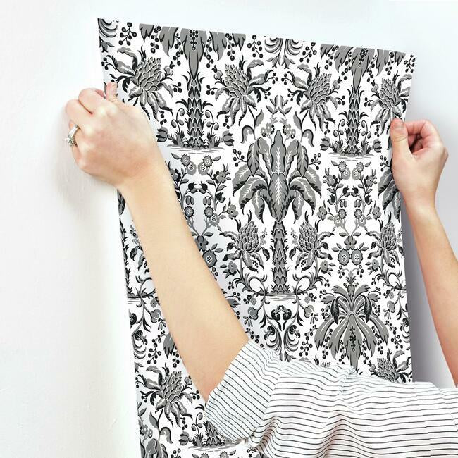 palmetto-palm-damask-wallpaper-black-york-wallcoverings-dm5014