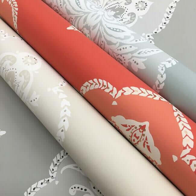 signet-medallion-damask-grey-wallpaper-york-wallcoverings-dm4984 - York Wallcoverings Wallpaper