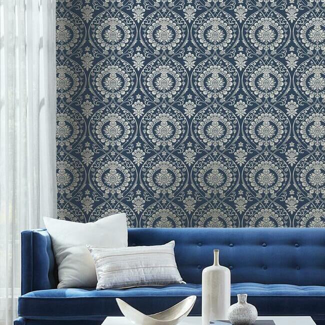 imperial-damask-wallpaper-navy-silver-york-wallcoverings-dm4901