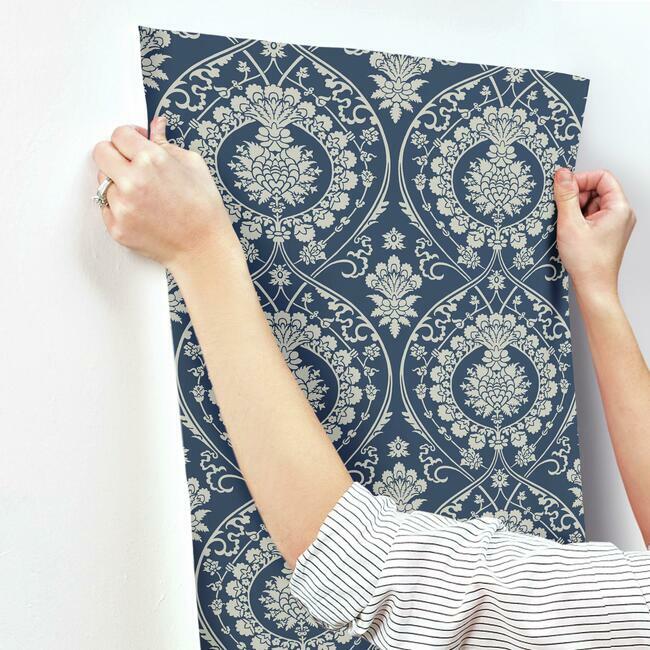 imperial-damask-wallpaper-navy-silver-york-wallcoverings-dm4901