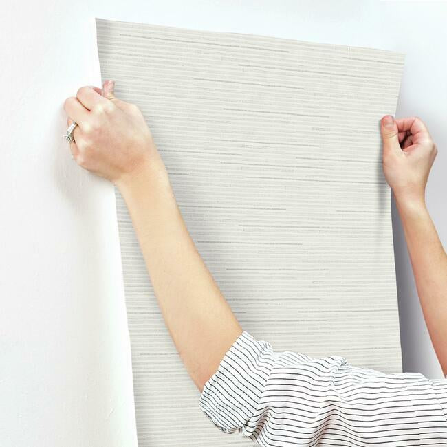 ribbon-bamboo-wallpaper-white-silver-york-wallcoverings-dd3833