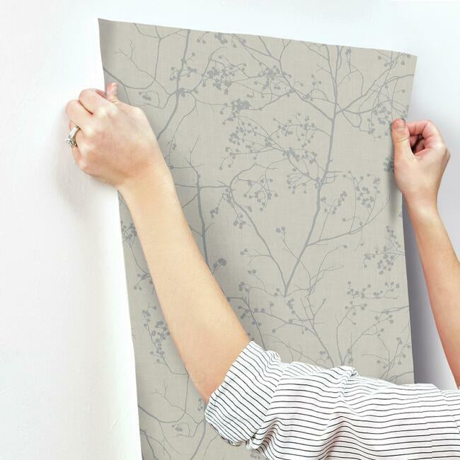 luminous-branches-wallpaper-grey-silver-york-wallcoverings-dd3814