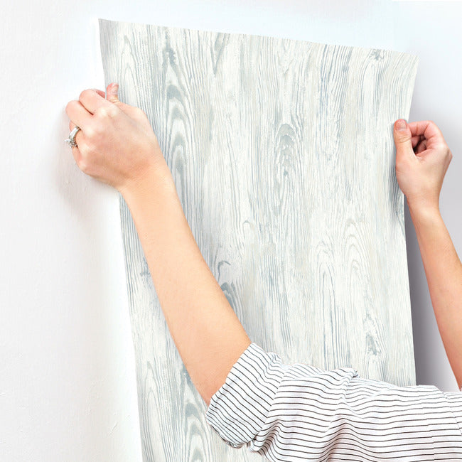 rusticano-wallpaper-white-blue-york-wallcoverings-mn1952