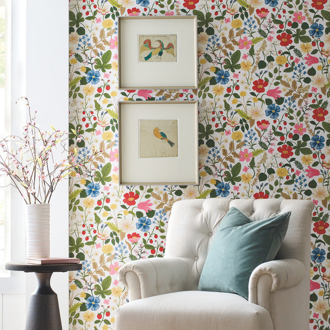 strawberry-fields-wallpaper-white-york-wallcoverings-rp7354
