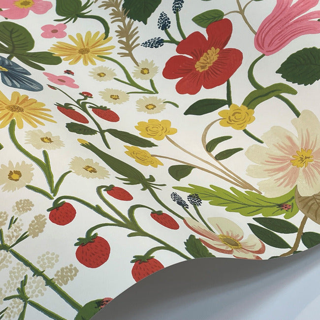strawberry-fields-wallpaper-white-york-wallcoverings-rp7354