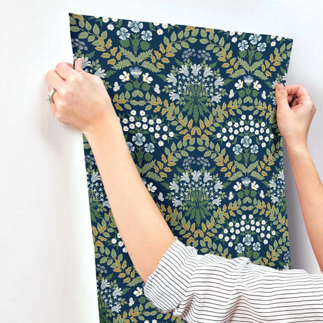 bramble-wallpaper-navy-york-wallcoverings-rp7324 - York Wallcoverings Wallpaper