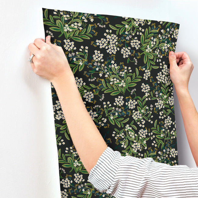 cornflower-wallpaper-black-york-wallcoverings-rp7384