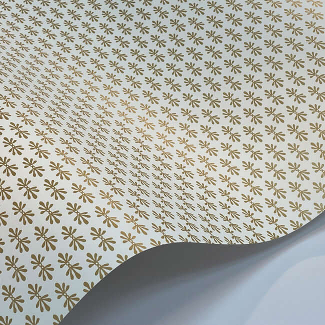 petal-wallpaper-white-metallic-gold-york-wallcoverings-rp7360 - York Wallcoverings Wallpaper