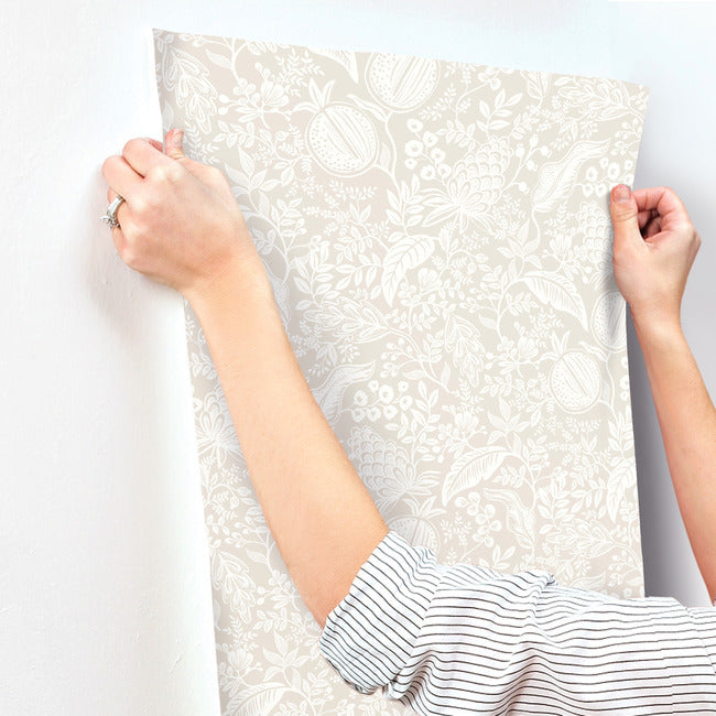 pomegranate-wallpaper-beige-white-york-wallcoverings-rp7388