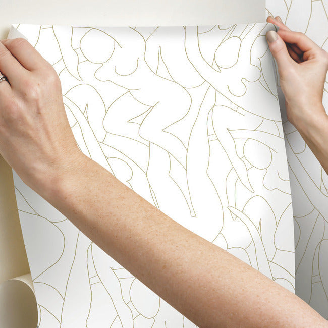 head-over-heels-premium-peel-stick-wallpaper-metallic-gold-york-wallcoverings-psw1257rl