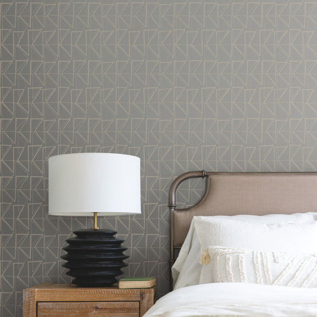 love-triangles-premium-peel-stick-wallpaper-charcoal-glint-metallic-york-wallcoverings-psw1254rl