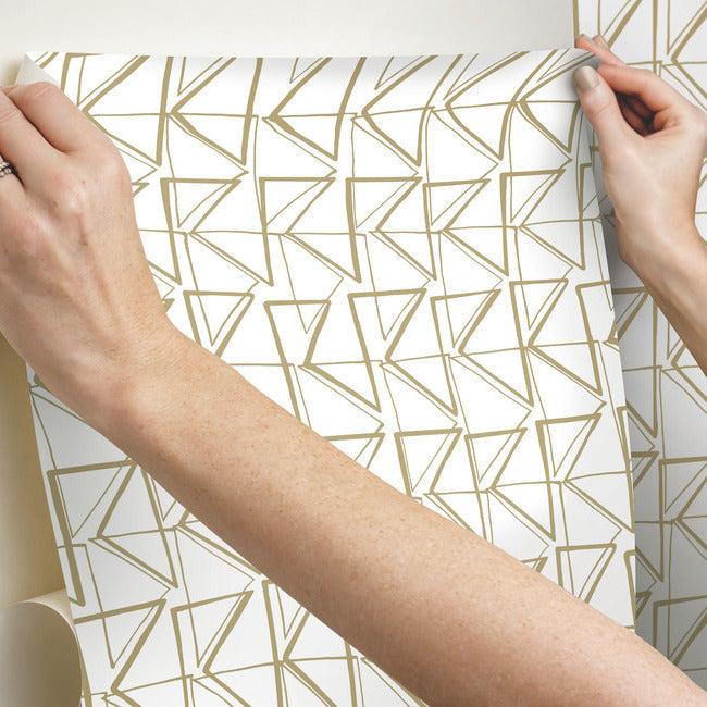 love-triangles-premium-peel-stick-wallpaper-gold-metallic-york-wallcoverings-psw1255rl
