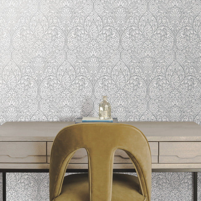 paradise-wallpaper-bright-white-silver-york-wallcoverings-dt5011