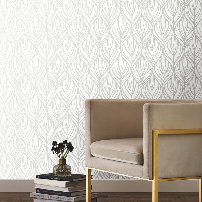 palma-wallpaper-white-silver-york-wallcoverings-dt5084