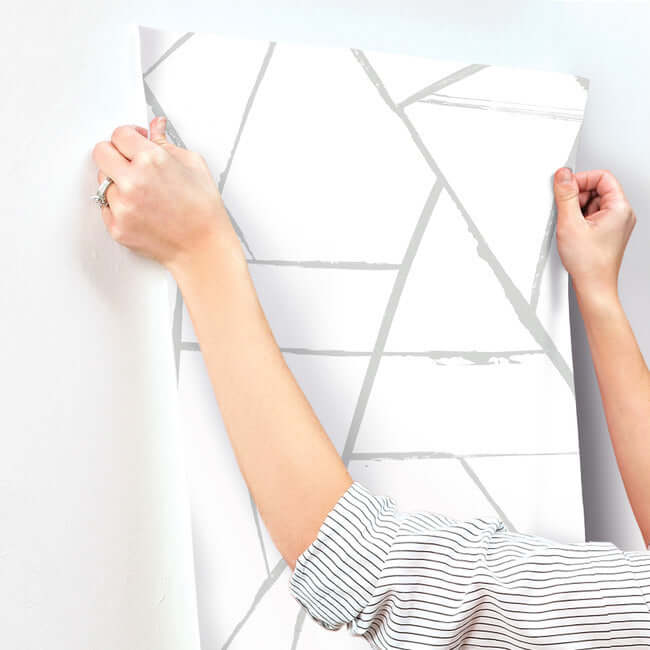 intersect-silver-metallic-wallpaper-york-wallcoverings-cc1296 - York Wallcoverings Wallpaper