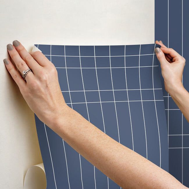 linear-gridwork-premium-peel-stick-wallpaper-navy-york-wallcoverings-psw1510rl