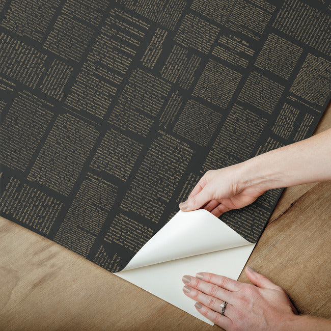 crafted-editorial-premium-peel-stick-wallpaper-black-metallic-gold-york-wallcoverings-psw1496rl