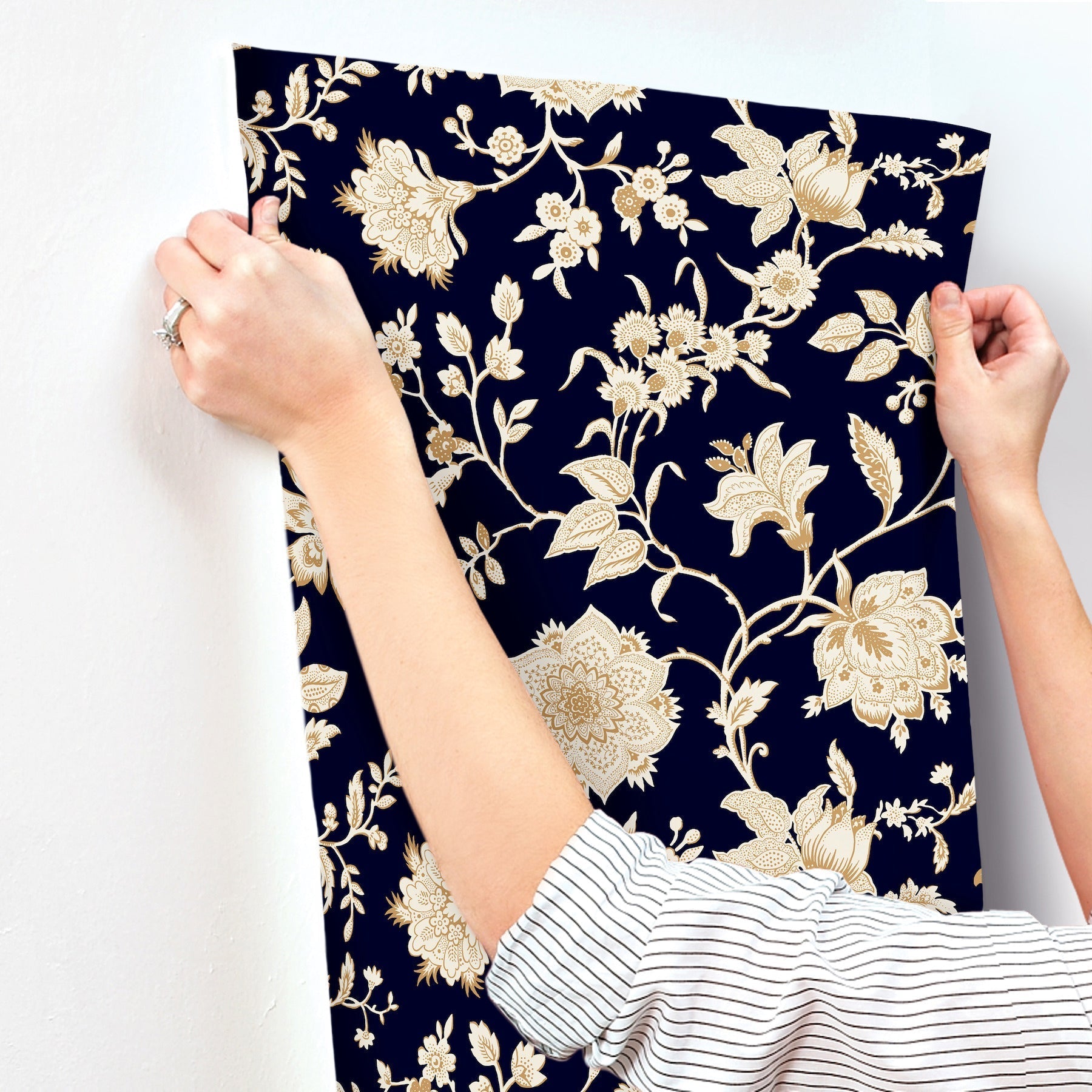 sutton-wallpaper-black-york-wallcoverings-rt7824