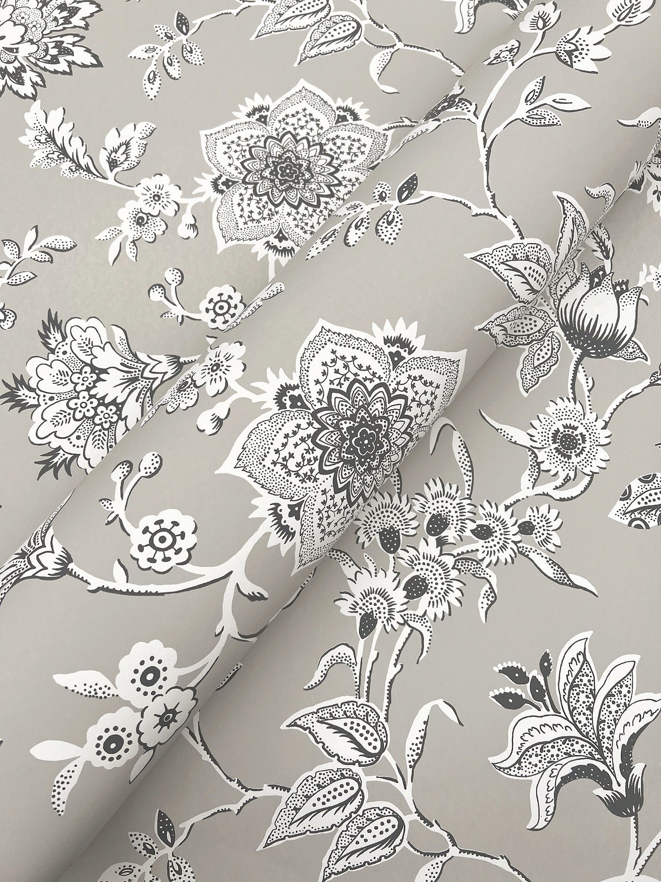 sutton-wallpaper-grey-york-wallcoverings-rt7823